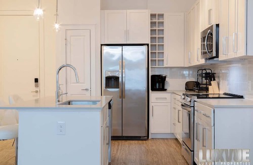 Charlotte Apartment | Stunning Exclusive 2 Bedroom 2 Bath Uptown Charlotte