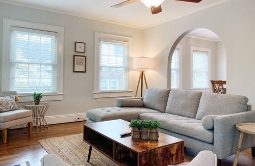 Gastonia Cottage | Hillcrest Cottage for 4