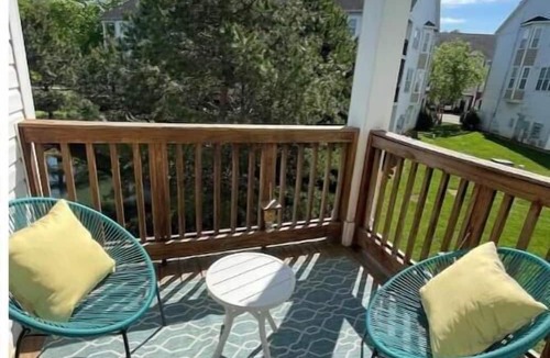 Charlotte House | 3 Bdrm Hideaway with Garage