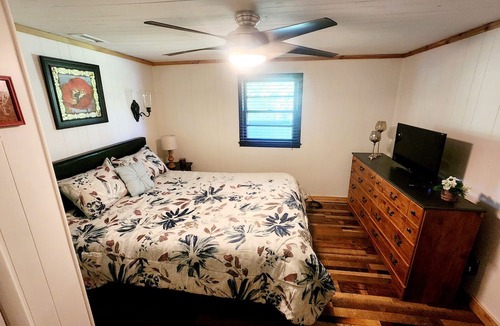 Ferguson House | Gabi's Getaway