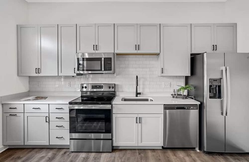 Chestnut Hill Condo | Welcome to Downtown Living !