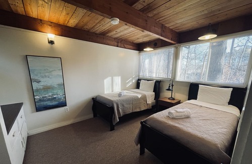 Clemmons Cottage | Escape to our cozy cottages nestled in Tanglewood Park's peaceful woods
