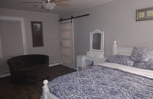 Arlington House | The "Cottage at Blueberry Ridge"