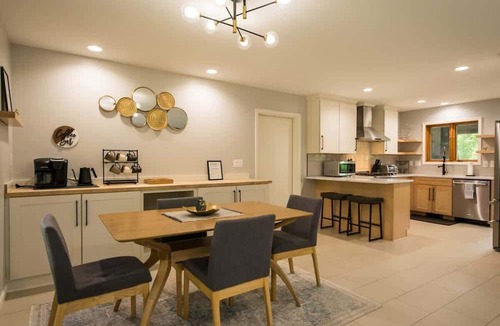 Maggie Valley House | Modern, Sleeps 6~$375 Free Activities Daily
