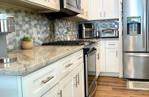 Appling House | Tranquil 3-bedroom home on a private wooded lot 16 miles to Masters Golf course