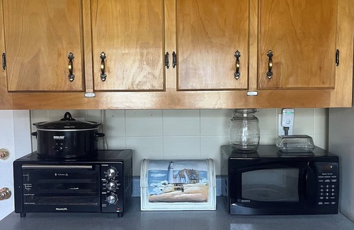 Plymouth Cottage | Home Away From Home ~ Plymouth Cottage Washington County