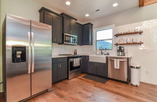 Fairview House | Asheville Mountain Retreat with Incredible Views!
