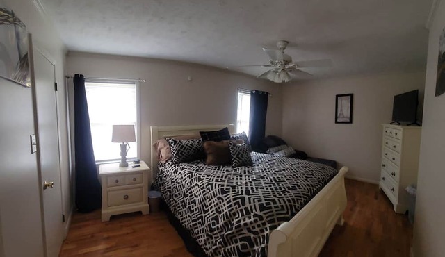 Soothing 2-bed charming ranch home in quiet neighborhood with fully fenced yard!