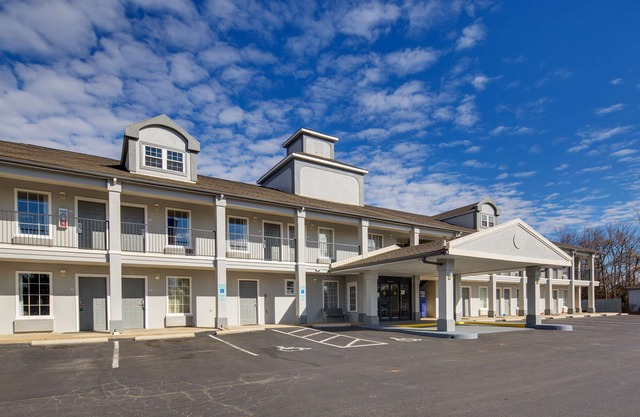 SureStay Plus Hotel by Best Western Asheboro