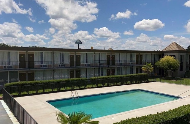 Days Inn by Wyndham Goldsboro