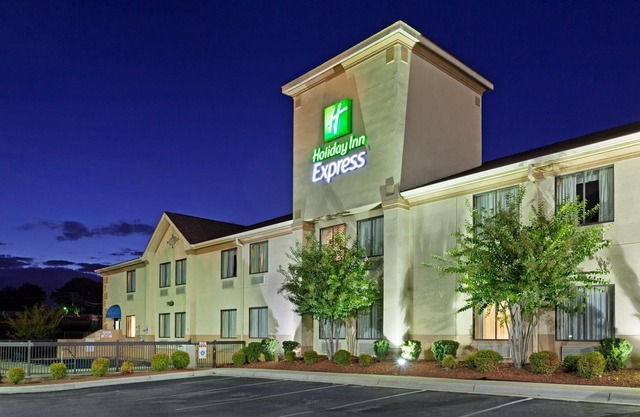 Country Inn & Suites by Radisson, Shelby, NC