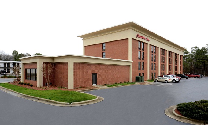 Roxboro Hotel | Hampton Inn Roxboro